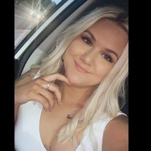 Meet your Posher, Karin